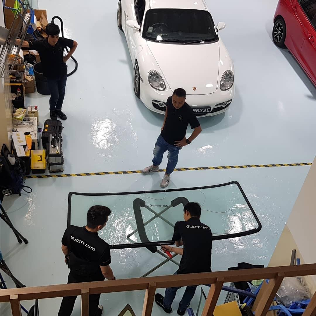Windscreen Replacement (Category: General Repairs) located in Singapore. Submitted by glazityauto (Listing ID 277799418, Image 1). Description: any windscreen breakage can call us for assistance .