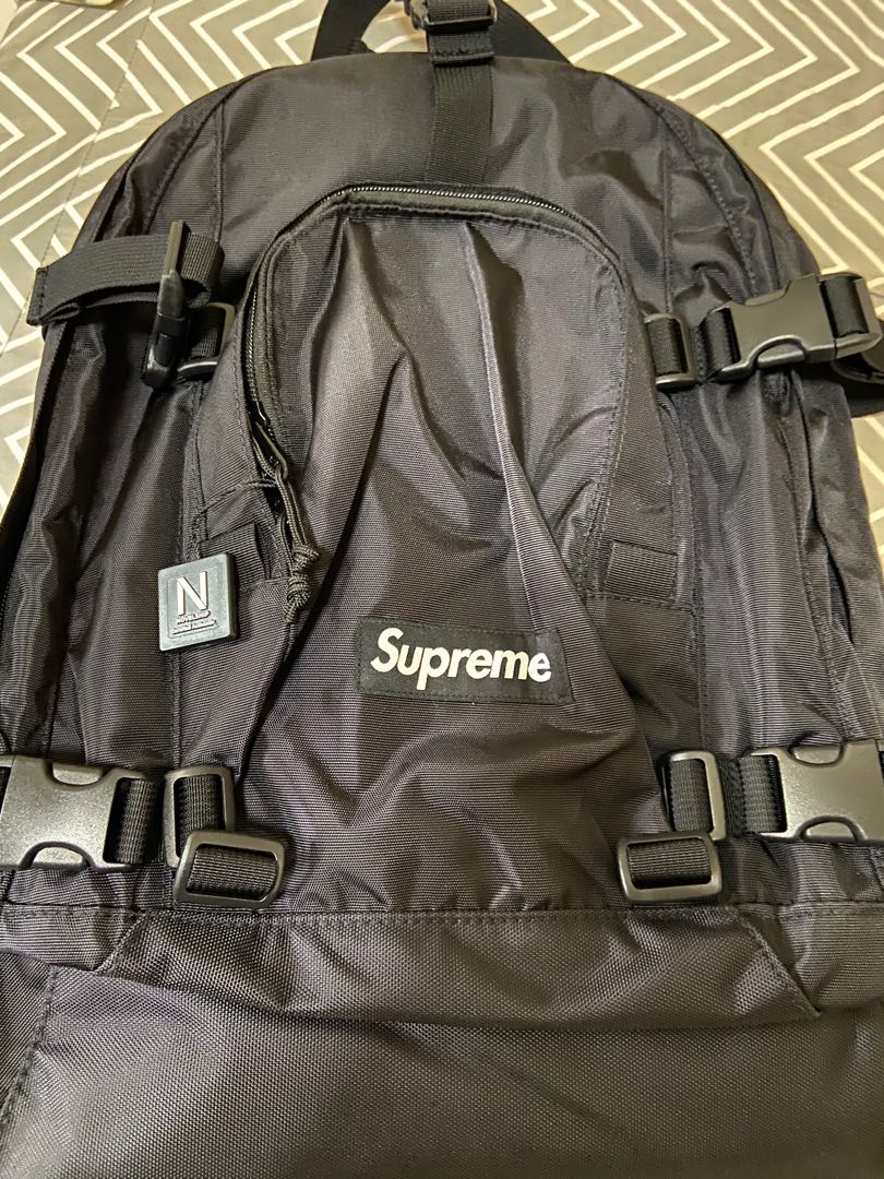 Supreme Small Waist Bag (FW22) 'Red' - Novelship