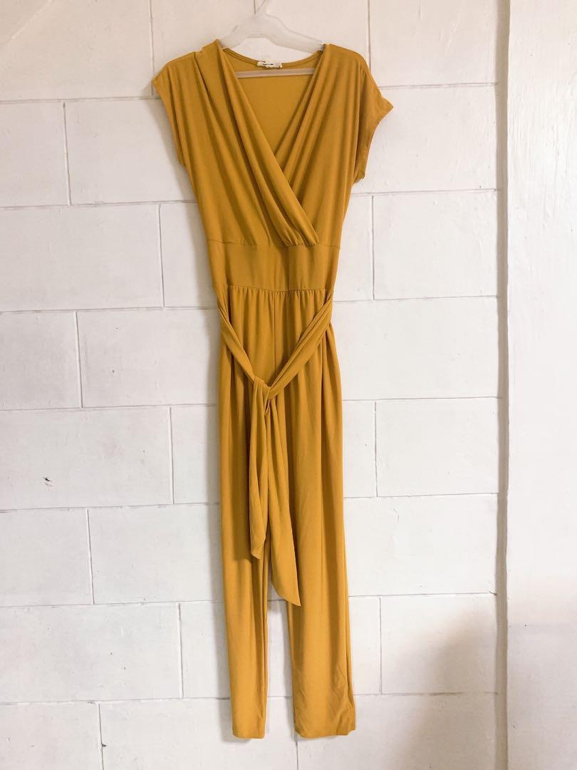 Yellow Jumpsuits (Category: Jumpsuits) located in Mandaluyong City. Submitted by samthings711 (Listing ID 277855811, Image 1). Description: Used once only Bought in US Fit to small- Large.