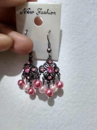 (Kategori: ) berada di . Dikirim oleh kewlbutcheap (ID iklan 277966797, Gambar 1). Deskripsi: .