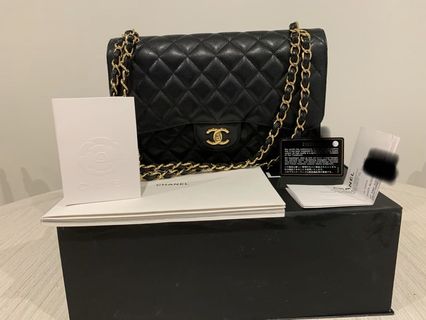 (Category: ) located in . Submitted by _shopmyclosetxx (Listing ID 277959706, Image 1). Description: .