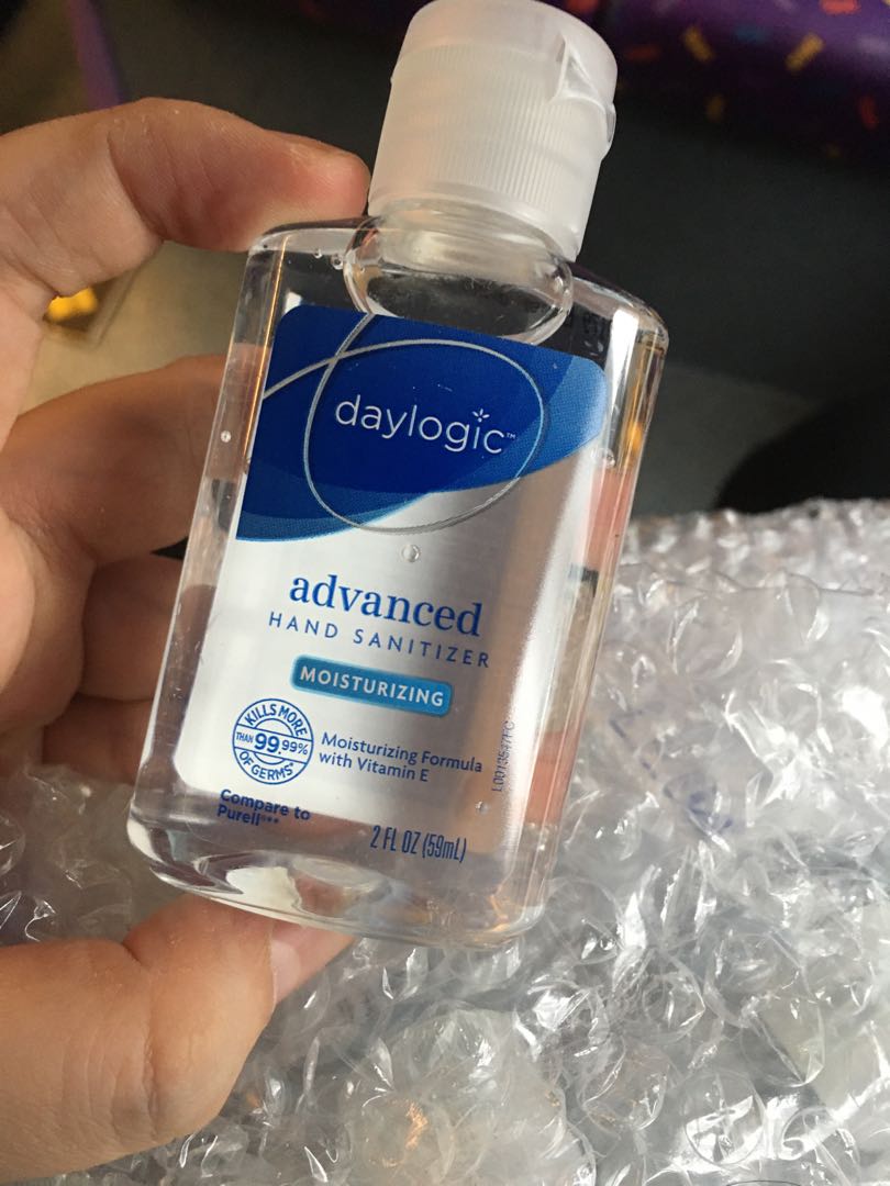 Daylogic hand outlet sanitizer