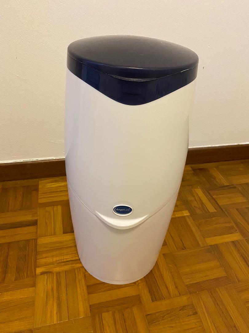 Angelcare nappy disposal unit, Babies & Kids, Bathing & Changing