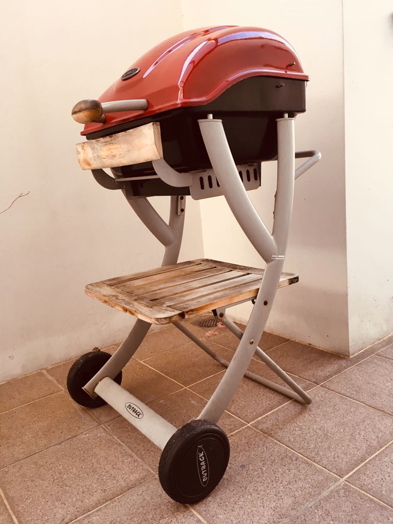 Charcoal BBQ grill Outback Omega 100, TV & Home Appliances, Kitchen