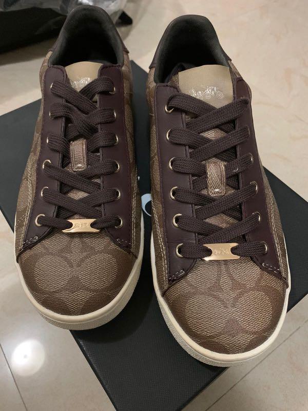 COACH C126 low top signature shoes Women s Fashion Footwear Sneakers on Carousell