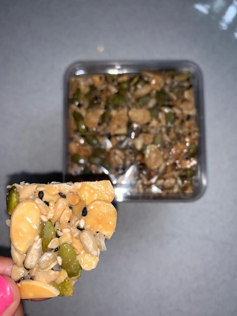Cookie (Category: Homemade Bakes) located in Singapore. Submitted by j4kiddystuff (Listing ID 278065569, Image 3). Description: cookies contains: - slices almonds - pumpkin seeds - sunflower seeds - white sesame seeds - black sesame seeds *we are not held accountable for any allergic reactions..