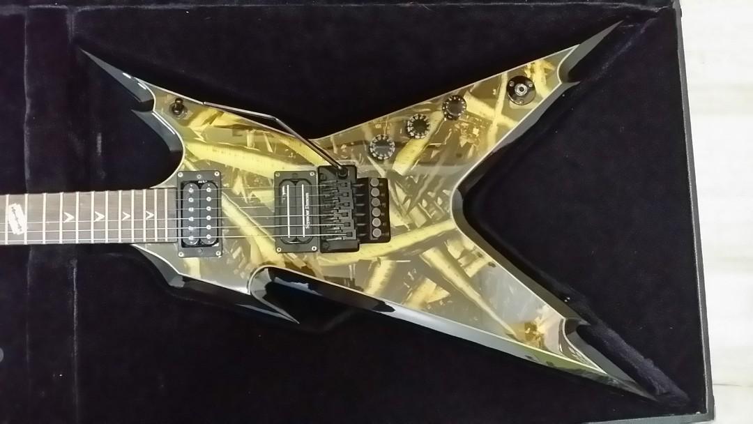 Dean Dimebag Razorback Shards, Hobbies & Toys, Music & Media, Musical ...
