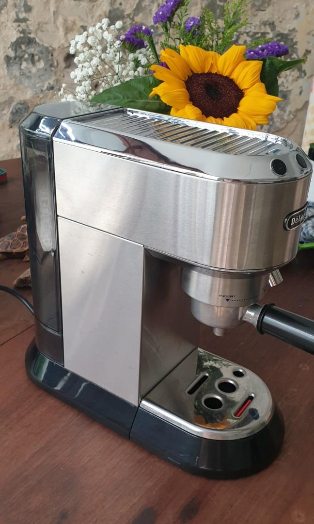 Delonghi espresso machine EC680.M, TV & Home Appliances, Kitchen