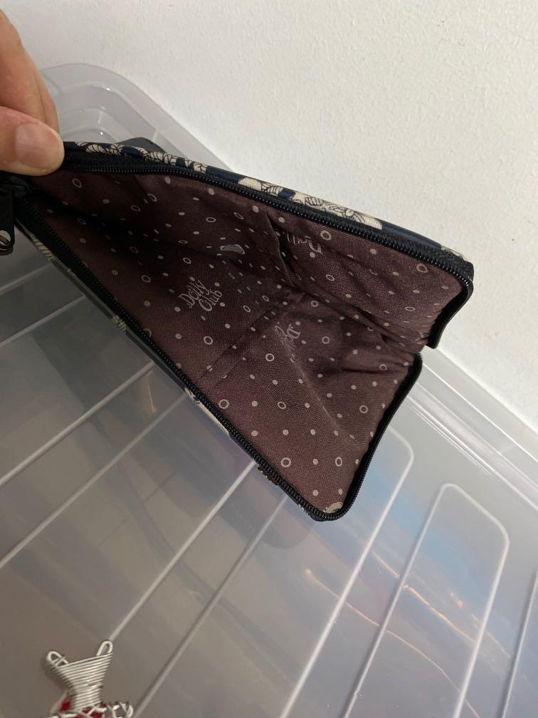 Dolly club taiwan, Women's Fashion, Bags & Wallets, Wallets & Card