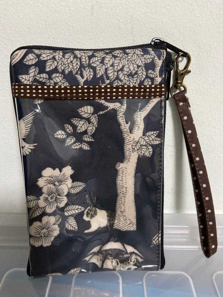 Dolly club taiwan, Women's Fashion, Bags & Wallets, Wallets & Card