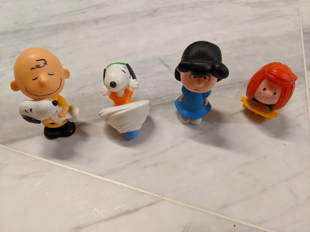 peanuts characters toys