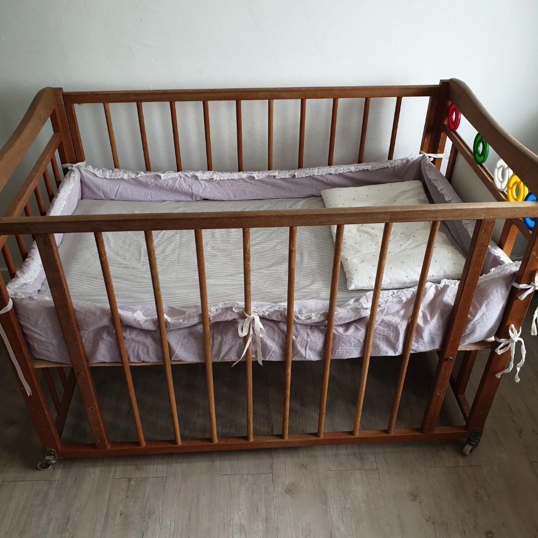 preloved baby cot