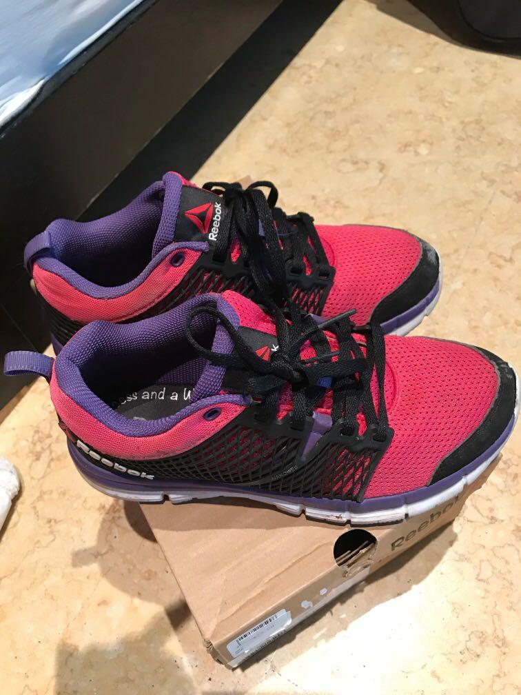 Reebok sports shoes hot sale for girls