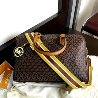 (Kategori: ) berada di . Dikirim oleh belanjaannya_makmak (ID iklan 278199615, Gambar 1). Deskripsi: .