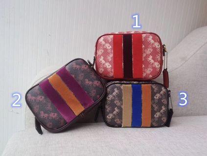 COACH 79241 印花條紋相機包 單肩斜挎包 迷你小巧 可放隨身物品 附購證