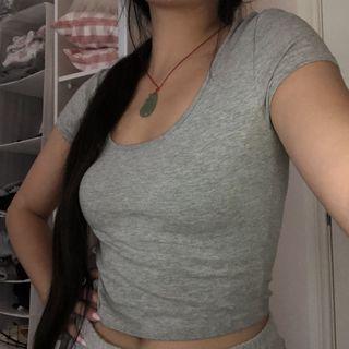 Grey cropped top