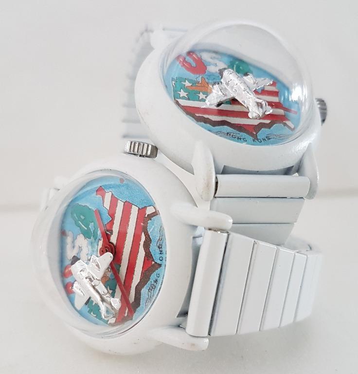 Watch with airplane second hand online
