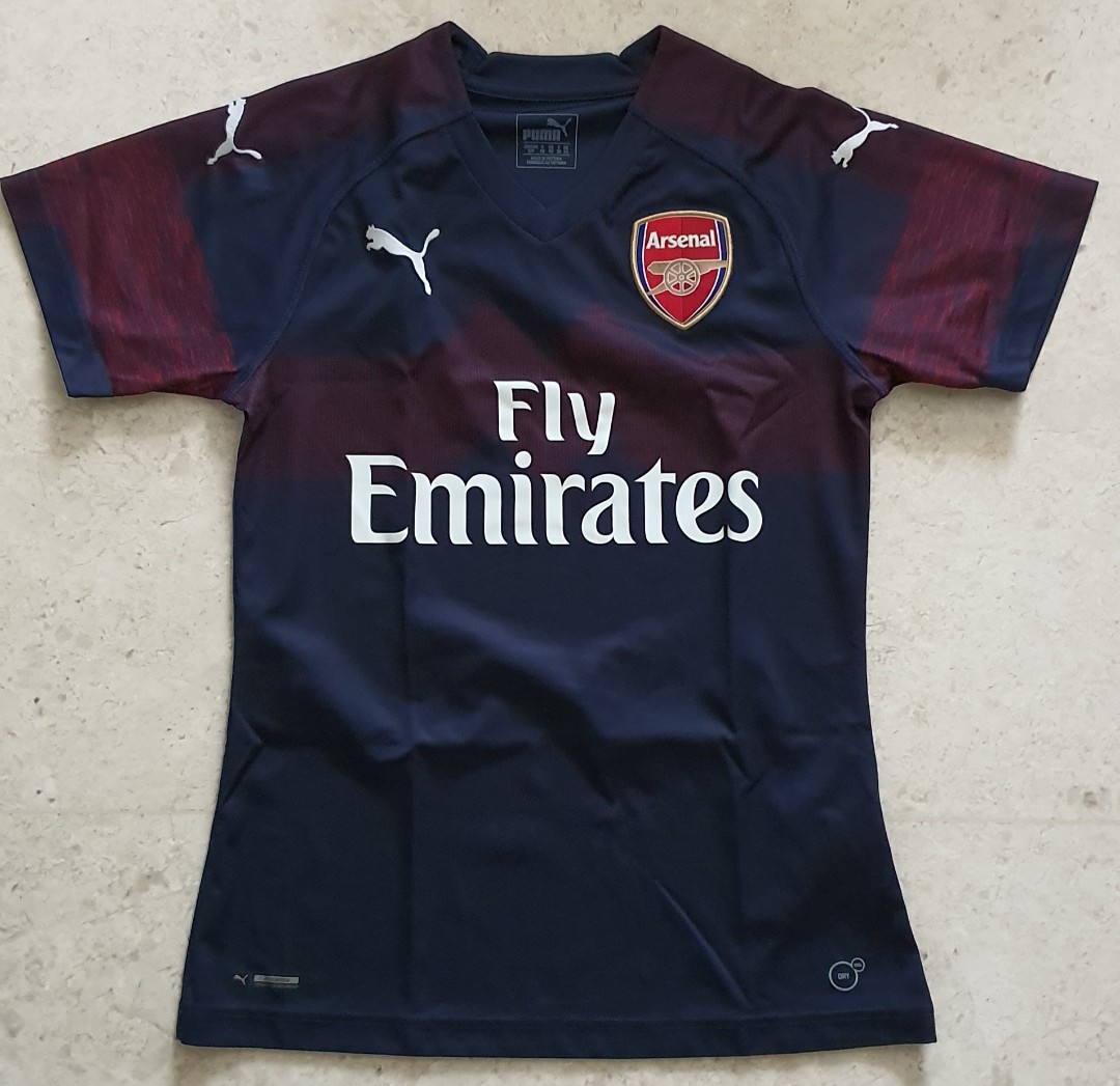 Arsenal female sales jersey 2018