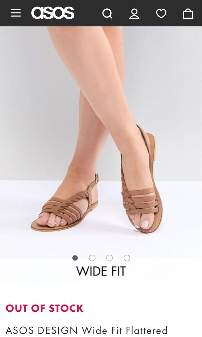 t bar flat sandals