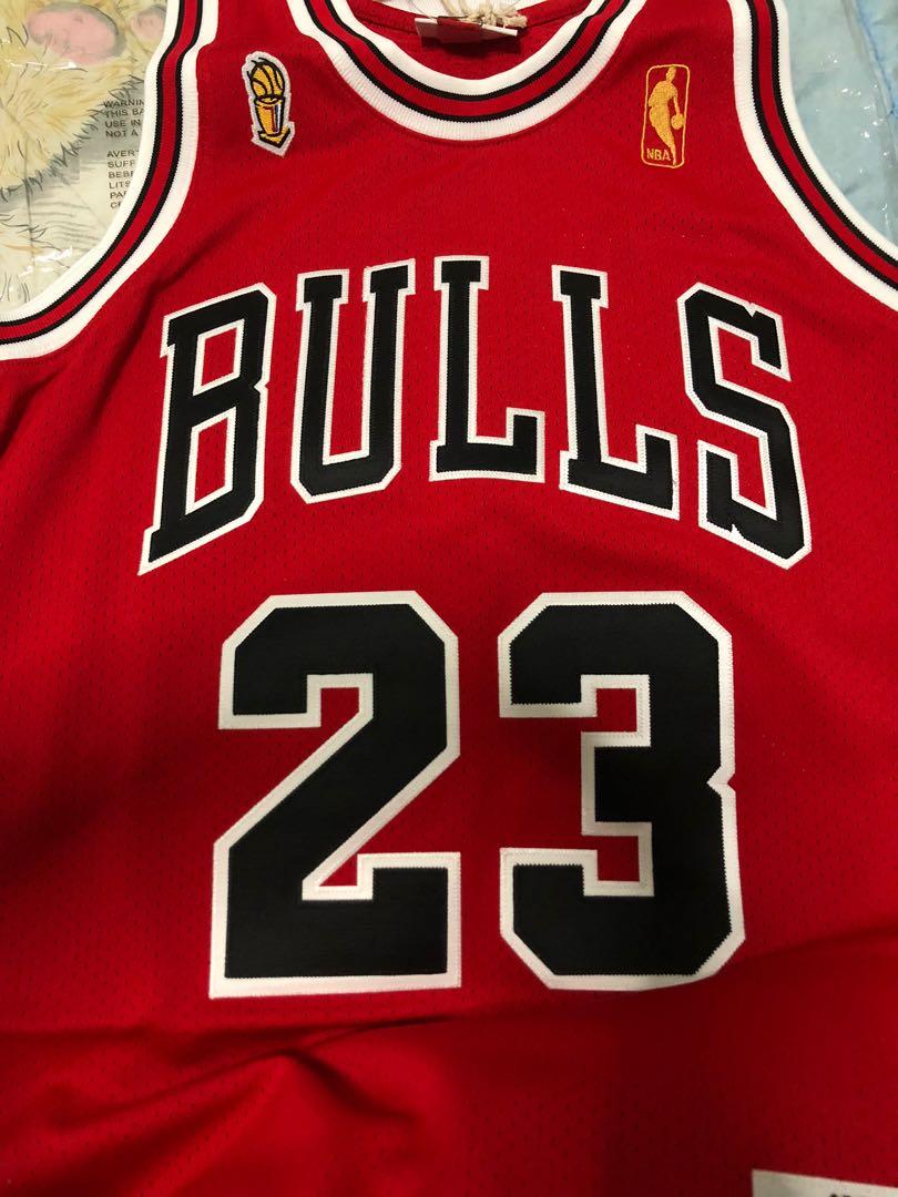 authentic hardwood classic jerseys