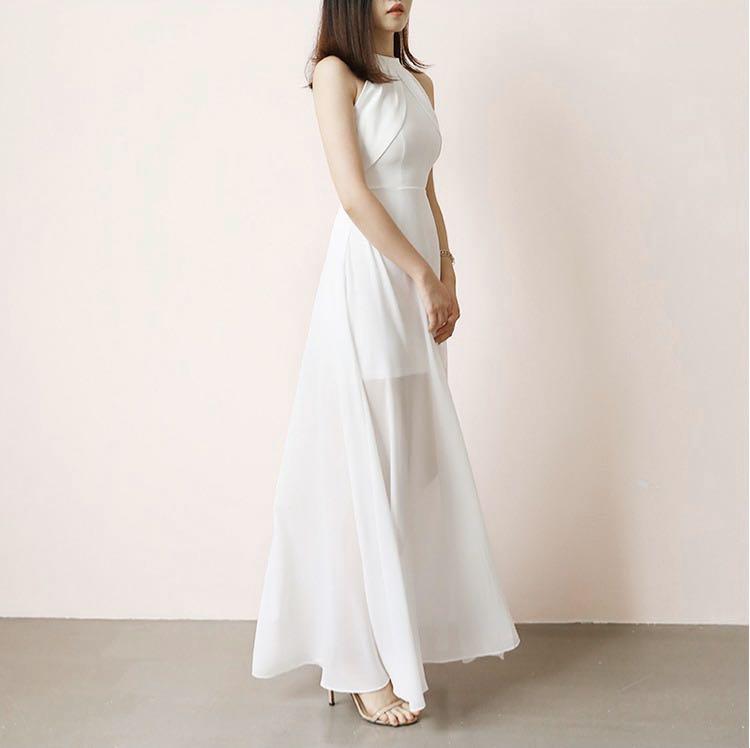 BN Halter Neck Bodycon White Long Maxi Dress with Chiffon Slit, Women's Fashion, Clothes 