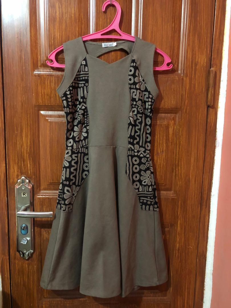 Brown Skater Dress (Category: Dresses) located in Pasay City. Submitted by mrryxcy (Listing ID 278297585, Image 1). Description: Brown skater dress with sexy detail at the back 🤎 Can fit M-L, never worn (I’m a size S), cloth is thick, good quality, can be worn at the office 🍁 Shipping fee c/o buyer +P100 Meet up MOA (Mondays and Thursdays only at 6pm) or Resortsworld (M-F 12nn) MOP PNB or Palawan Express.