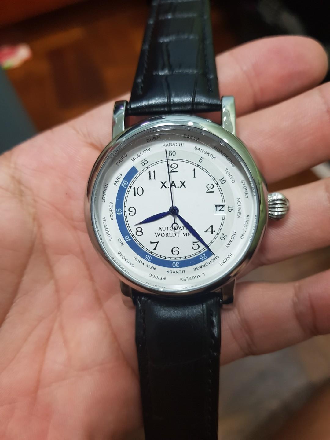 Chinese dress watch