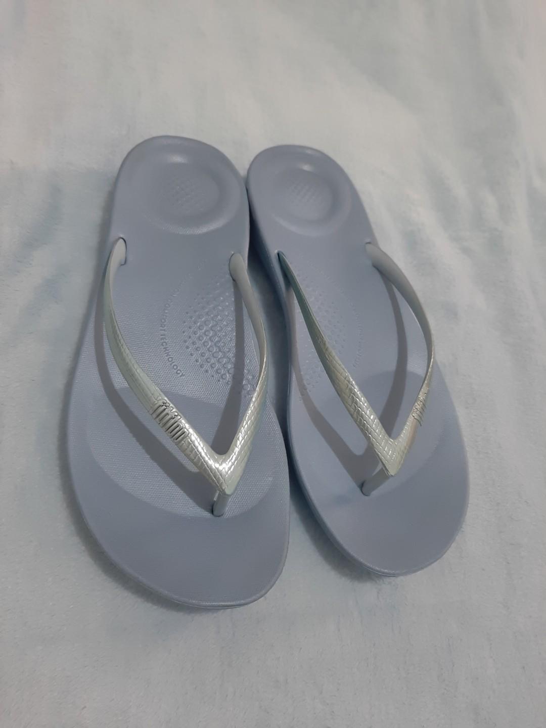 fitflop iqushion mirror