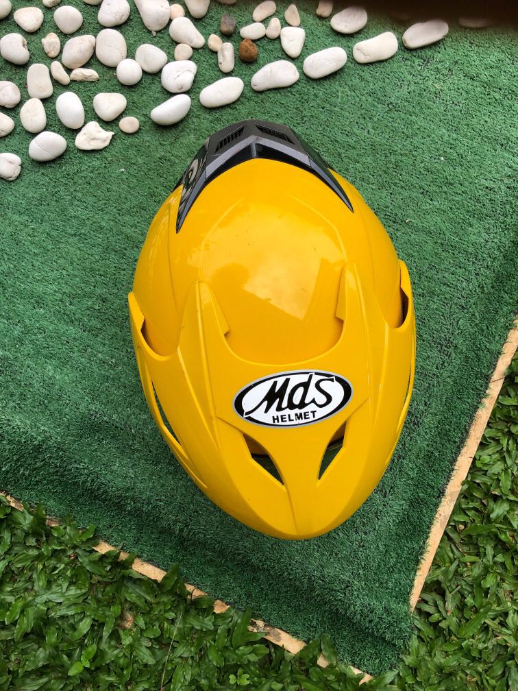 SALE Helm MDS half face ukuran M ringan, Motor di Carousell
