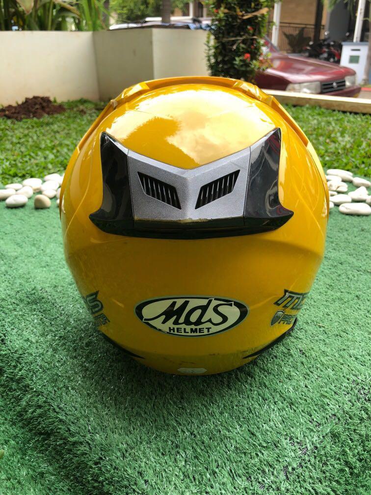SALE Helm MDS half face ukuran M ringan, Motor di Carousell