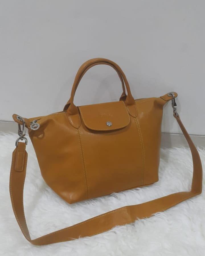 Longchamp Cuir original full leather ada no seri LIKE NEW