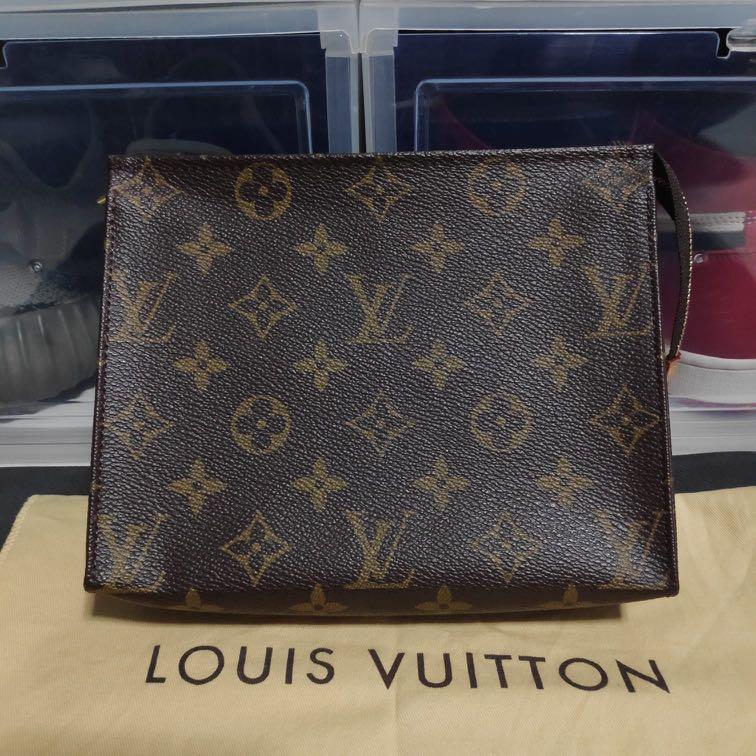 LV toiletry pouch 19, Luxury, Bags & Wallets on Carousell