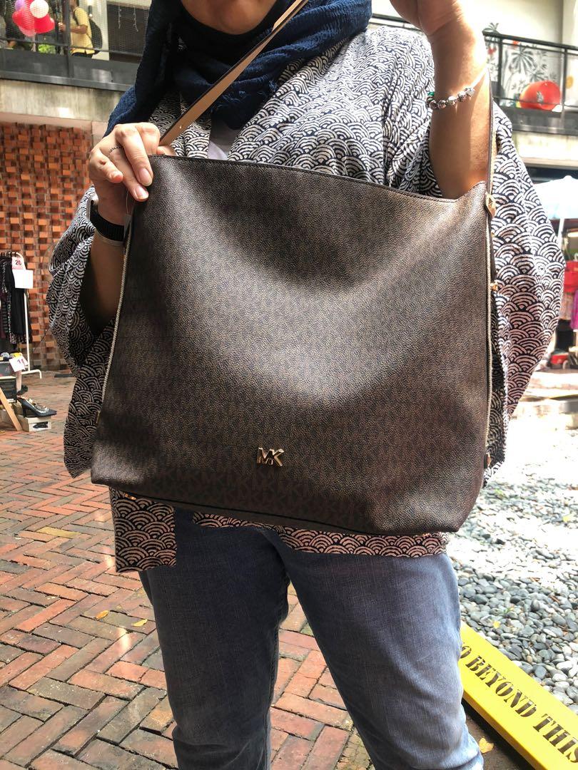 Michael kors griffin tote cheap