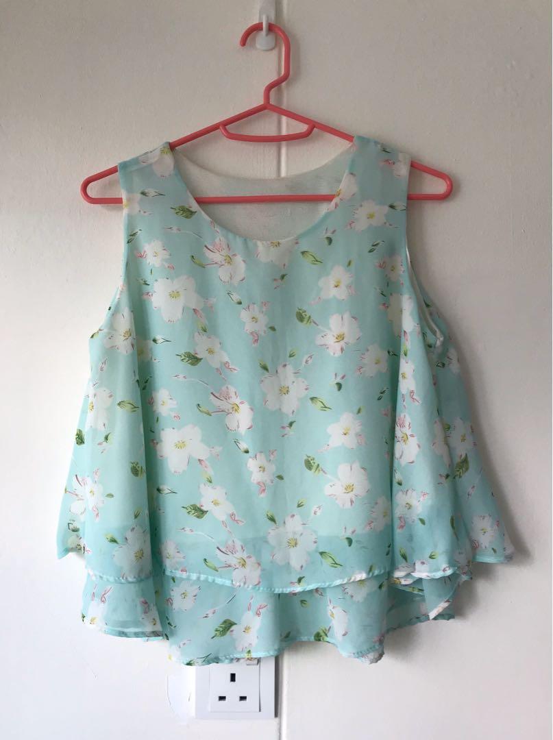 mint green floral top