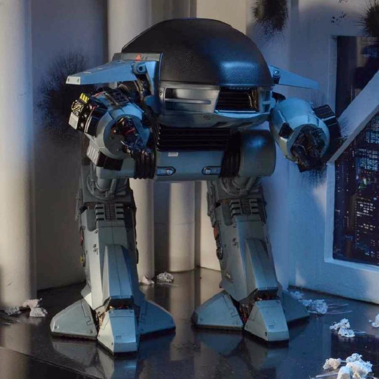 robocop ed 209 figure