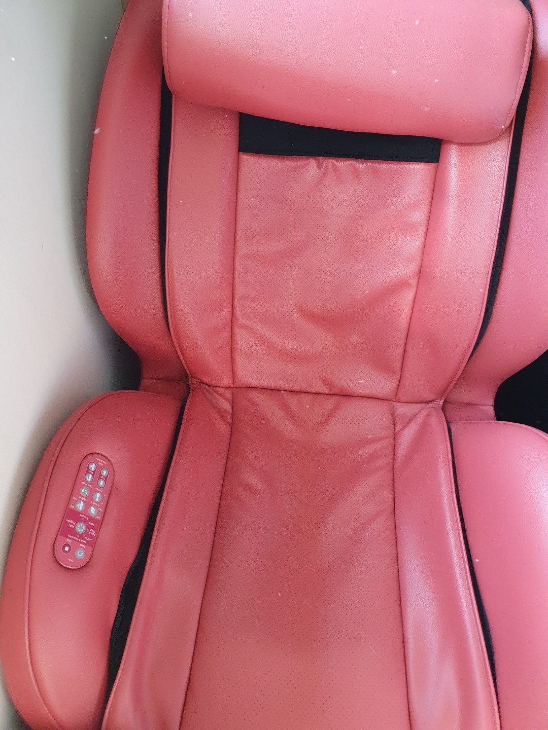Osim massage chair preloved, Health & Nutrition, Massage Devices on