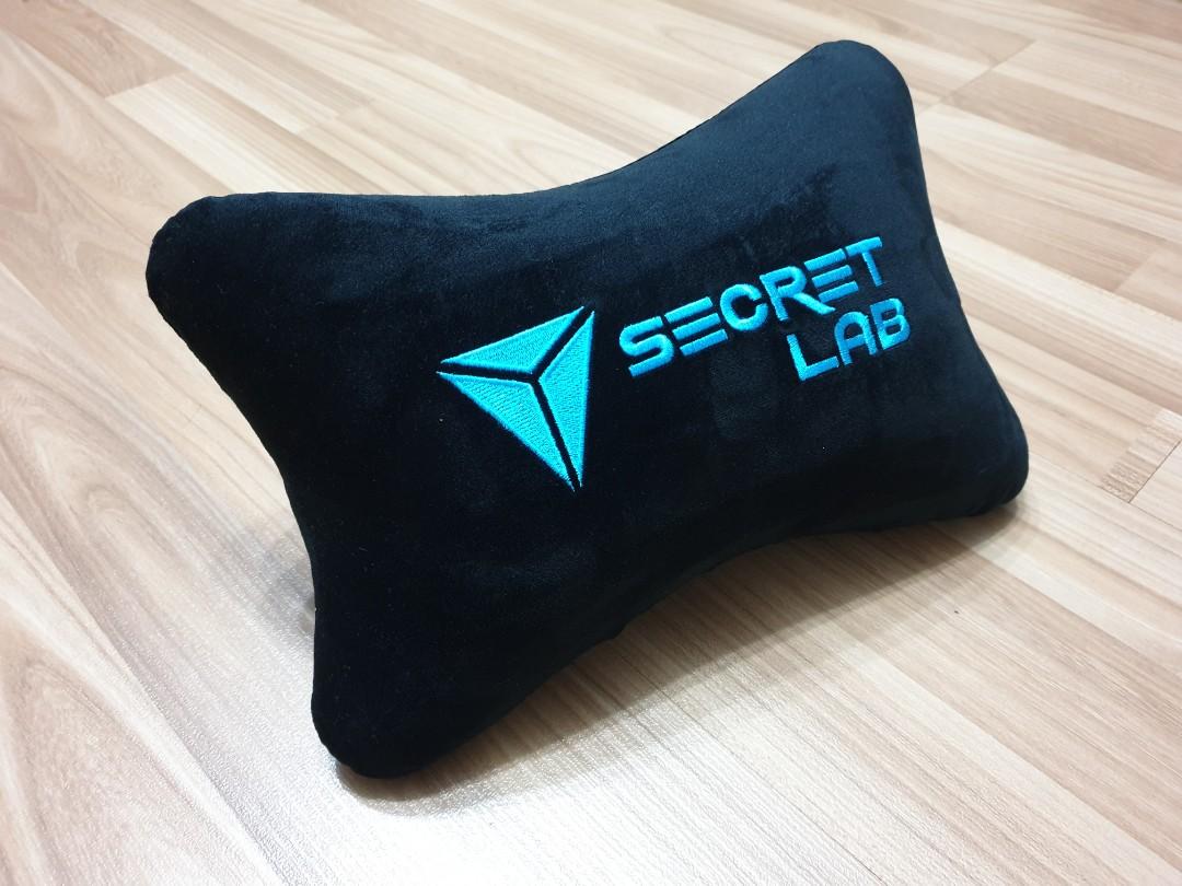 Secretlab Signature Memory Foam Lumbar Pillow