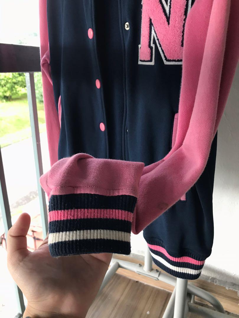 Varsity Jacket (Category: Coats, Jackets and Outerwear) located in Taiping. Submitted by Dee_vio (Listing ID 278198721, Image 3). Description: Condition 10/10 There’s a stained that I can’t remove Postage: SM RM8 // SS RM10.