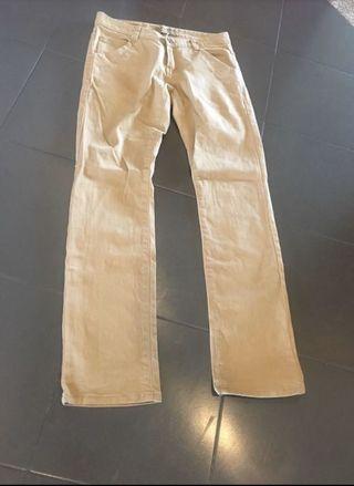 Dustin Jeans