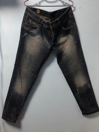 Denim / maong pants - size 33 (waist)