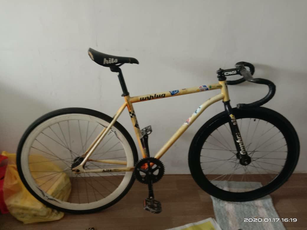 basikal fixie rm200