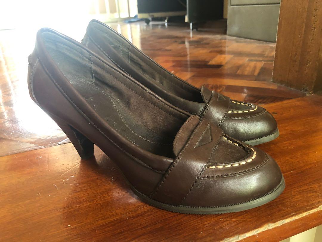bass heels