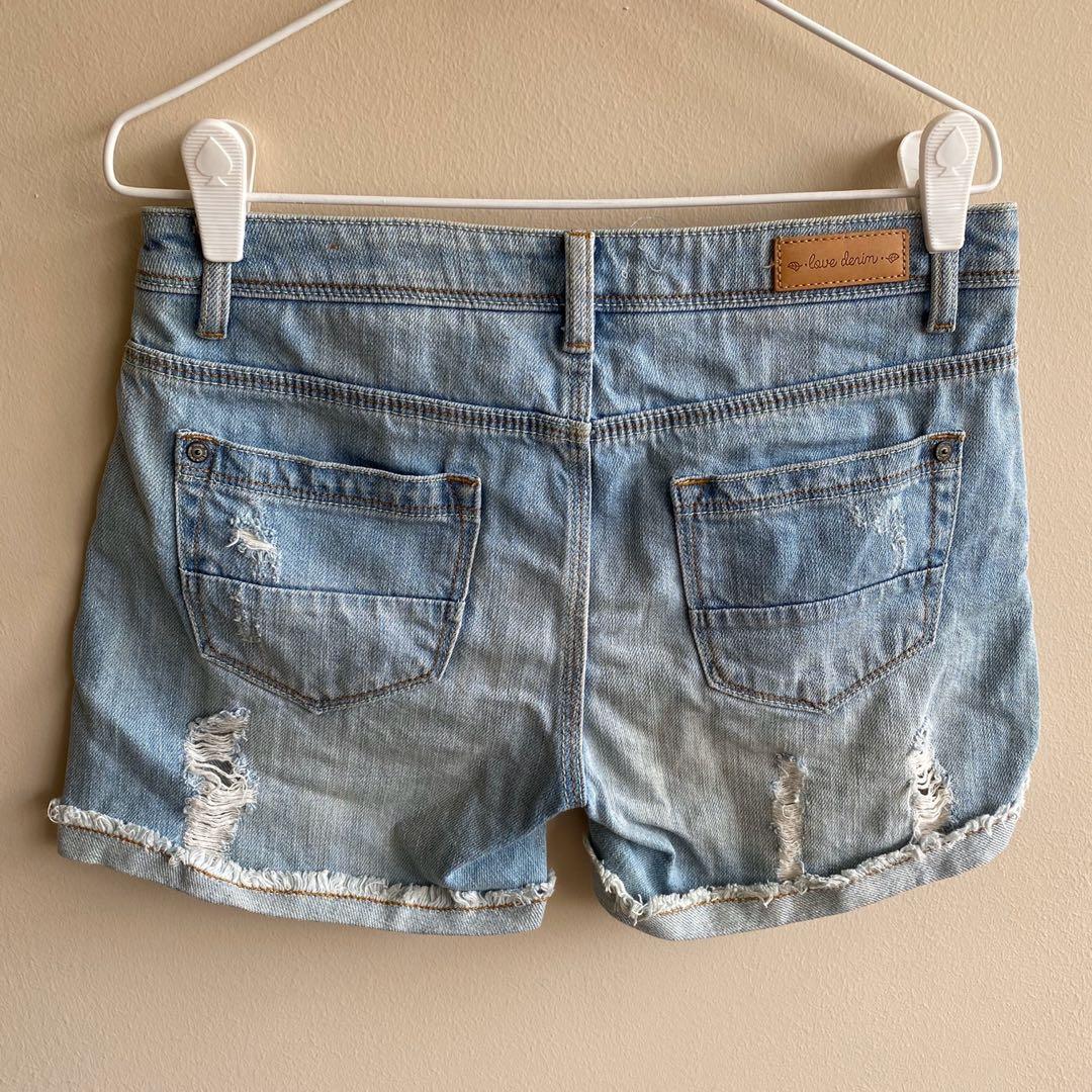 Ripped denim shorts tumblr 2025
