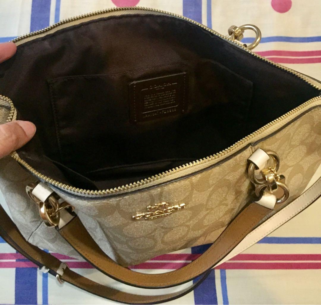 Coach Small KelseyAuthentic, Luxury, Bags & Wallets on Carousell