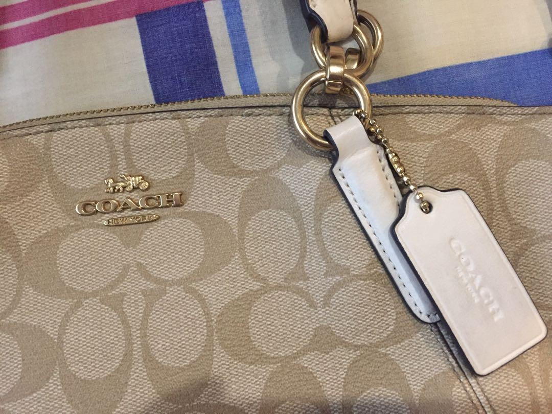 Coach Small KelseyAuthentic, Luxury, Bags & Wallets on Carousell