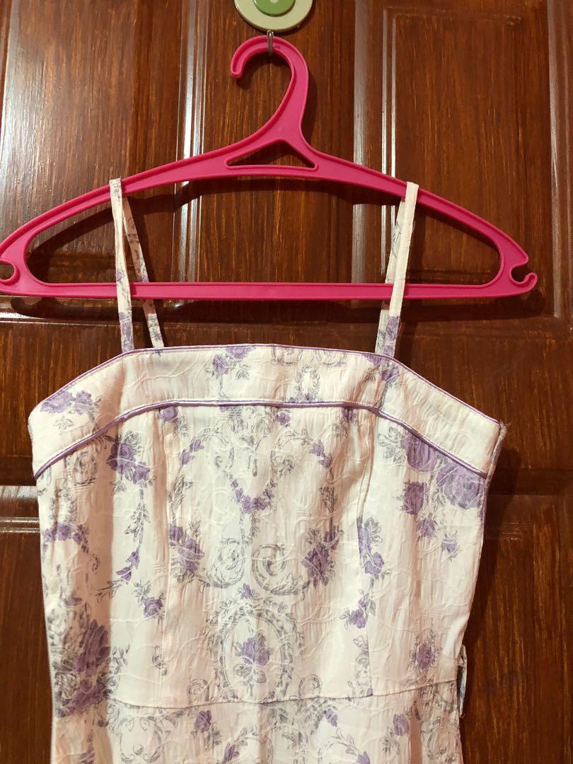 Dainty Girly Dress (Category: Dresses) located in Pasay City. Submitted by mrryxcy (Listing ID 278436772, Image 2). Description: This dainty girly dress is just the right dress when taking a stroll in the park or at the mall. Perfect for summer 🌸🌼 Shipping fee c/o buyer +150 (courier: LBC only).