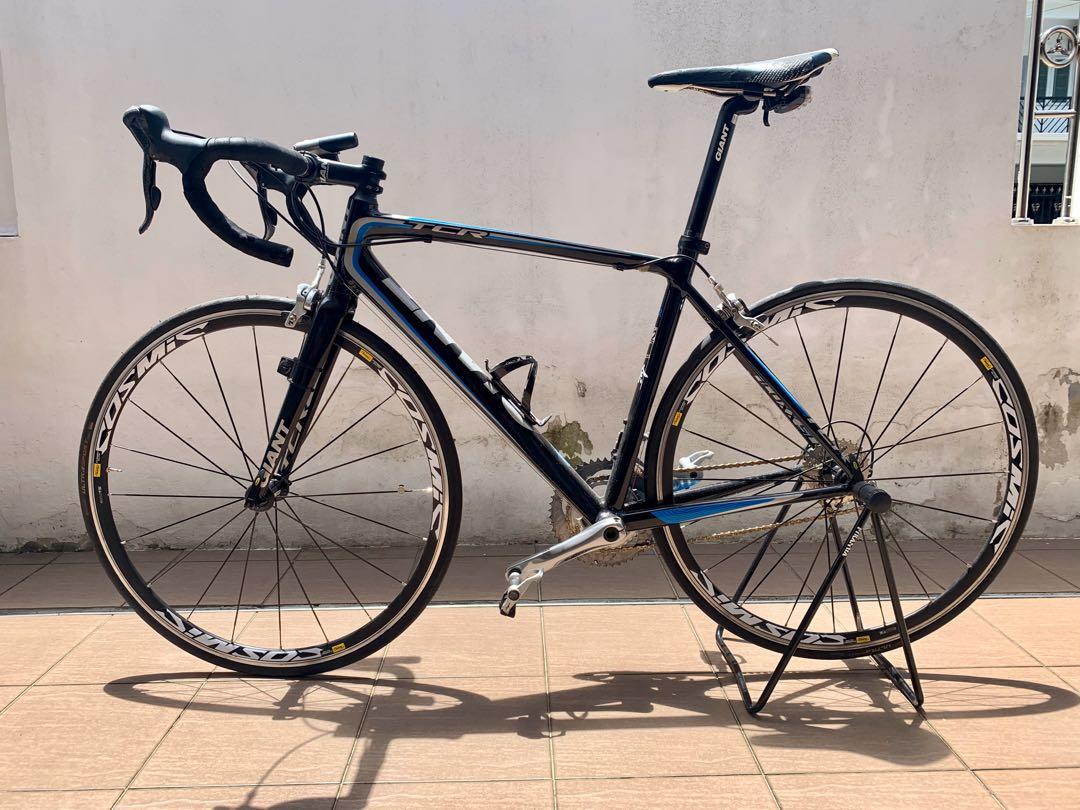 Giant TCR roadbike 10speed Sports Equipment Bicycles Parts