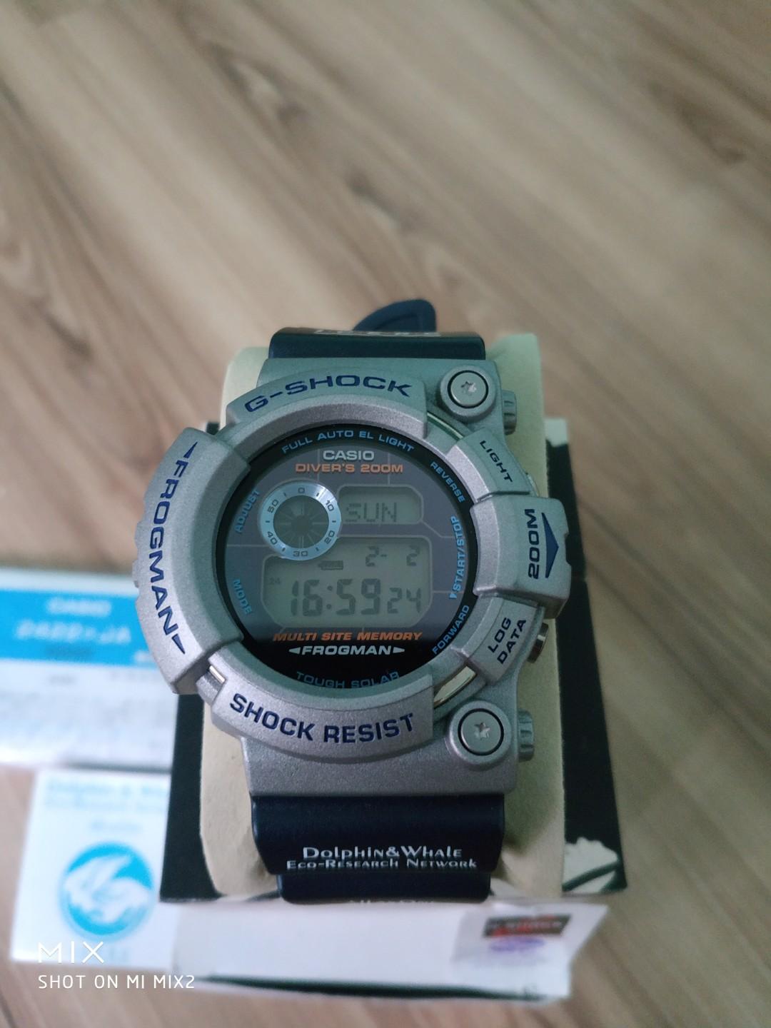 Frogman tough solar store