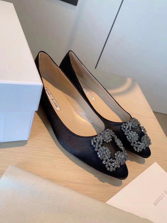 manolo blahnik hangisi 7mm pump