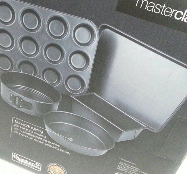 Masterclass Bakeware Set, Furniture & Home Living, Kitchenware